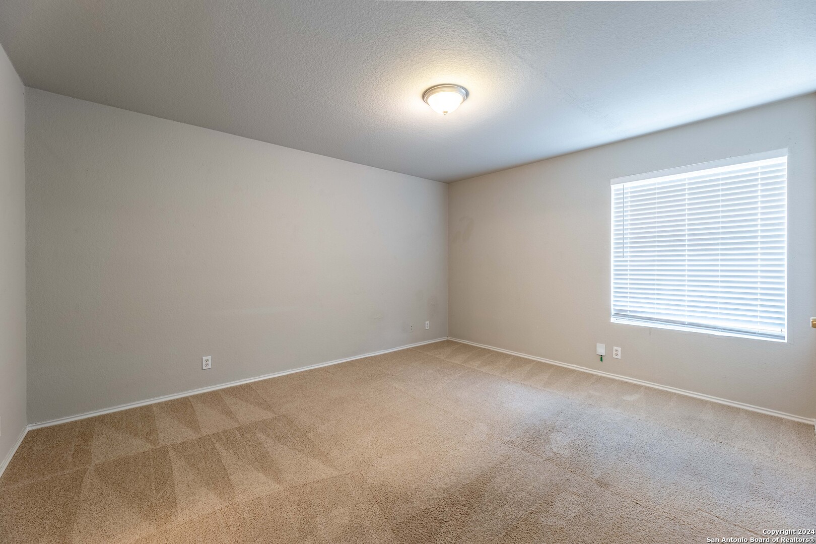 6119 Lauras Farm San Antonio TX 78244