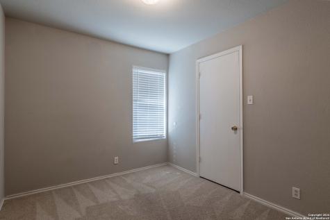 6119 Lauras Farm San Antonio TX 78244