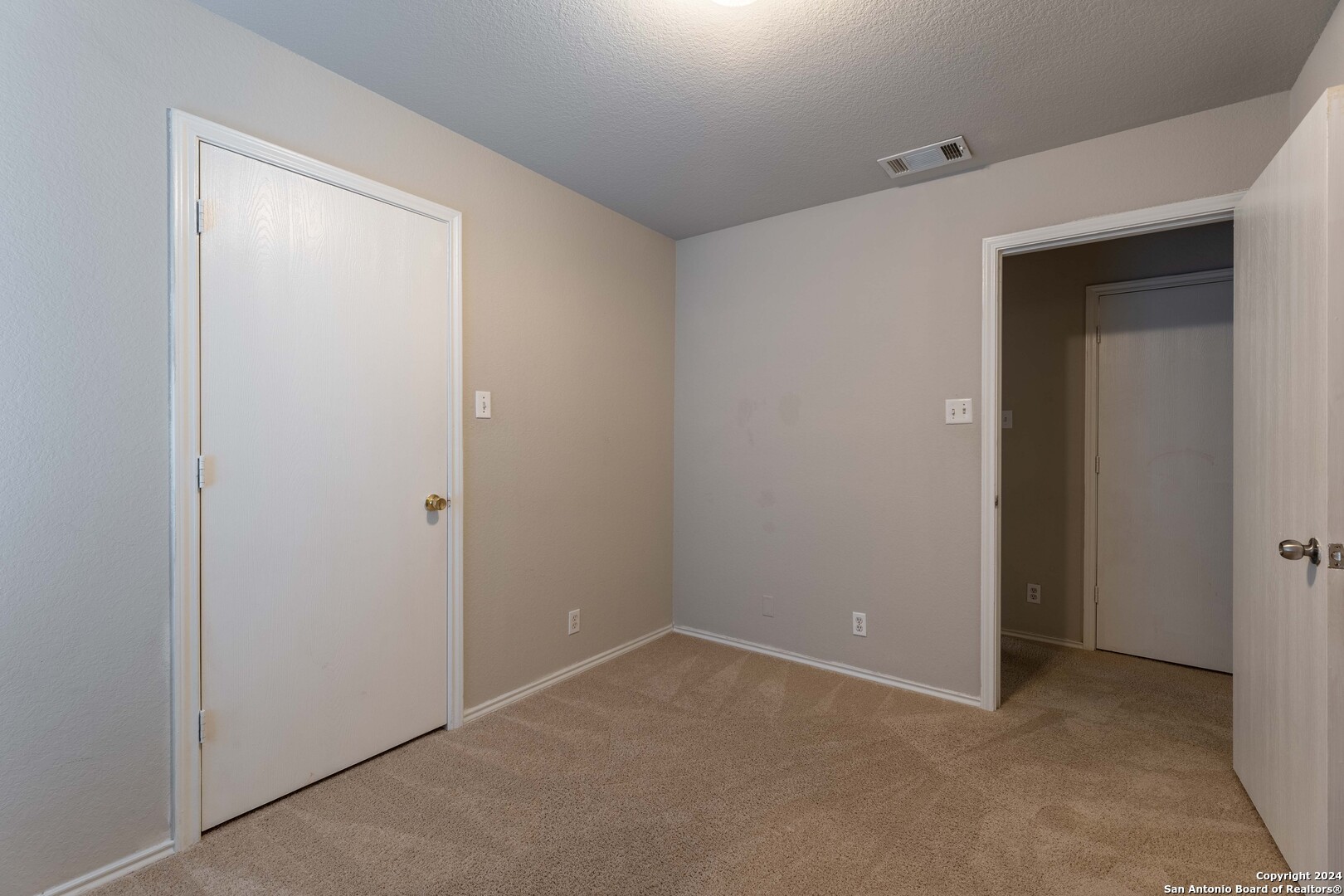 6119 Lauras Farm San Antonio TX 78244