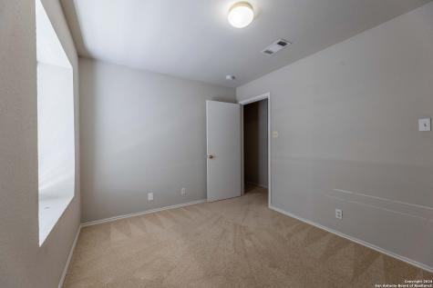 6119 Lauras Farm San Antonio TX 78244