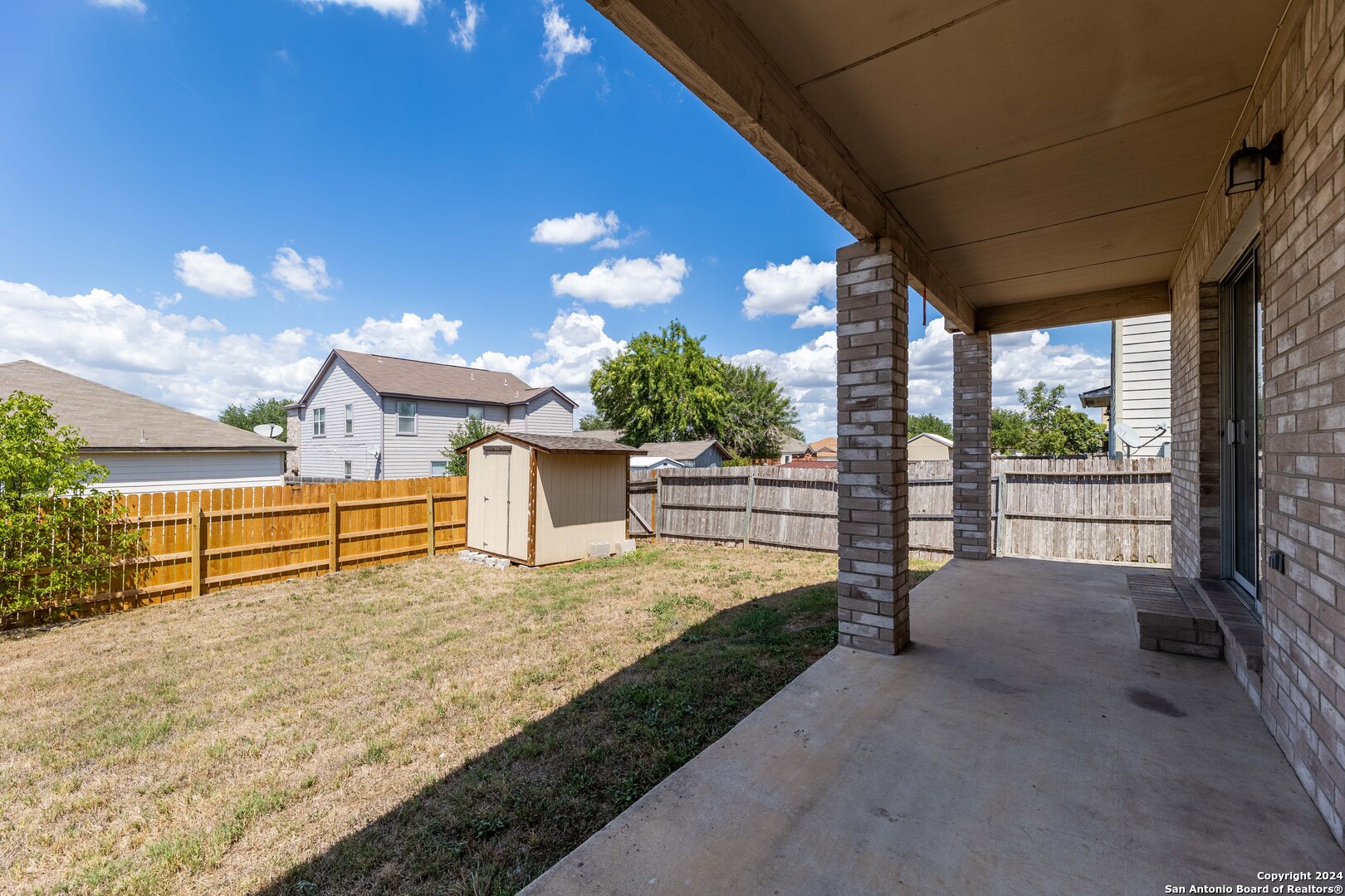6119 Lauras Farm San Antonio TX 78244