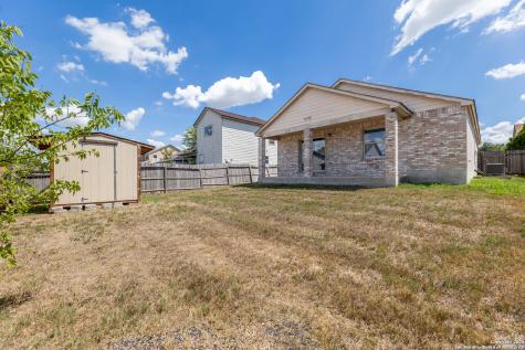 6119 Lauras Farm San Antonio TX 78244