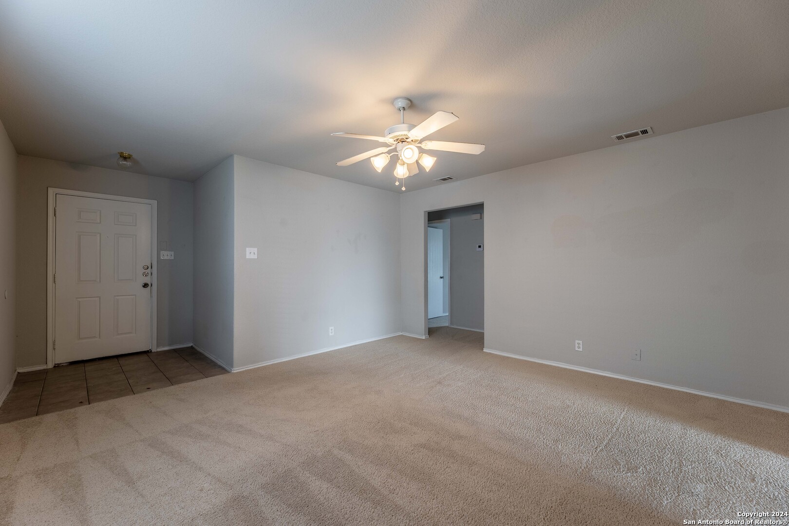 6119 Lauras Farm San Antonio TX 78244