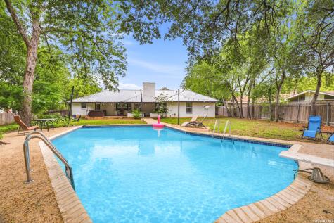 100 Northcrest Drive Castle Hills TX 78213