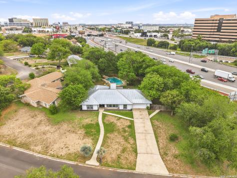 100 Northcrest Drive Castle Hills TX 78213