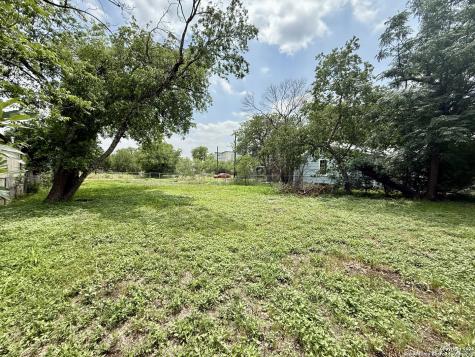 622 Martin Luther King Drive San Antonio TX 78203