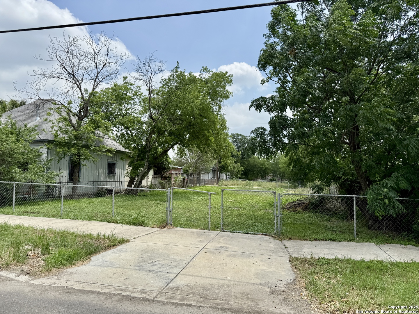 622 Martin Luther King Drive San Antonio TX 78203