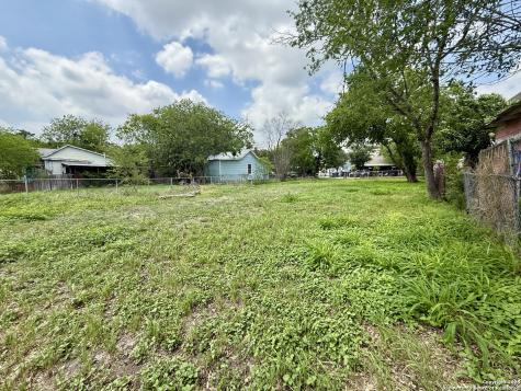 622 Martin Luther King Drive San Antonio TX 78203