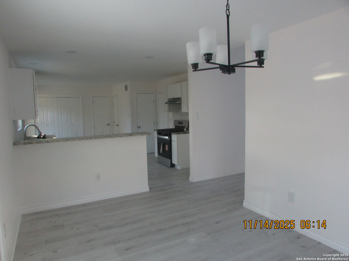 5243 Fountain Lake San Antonio TX 78244