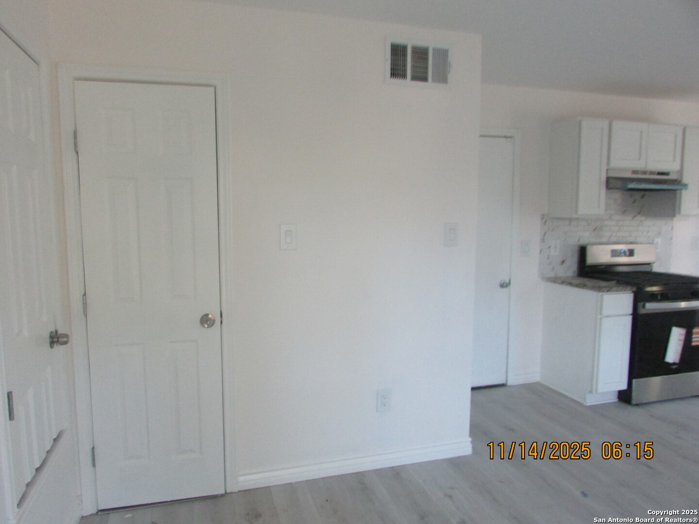 5243 Fountain Lake San Antonio TX 78244