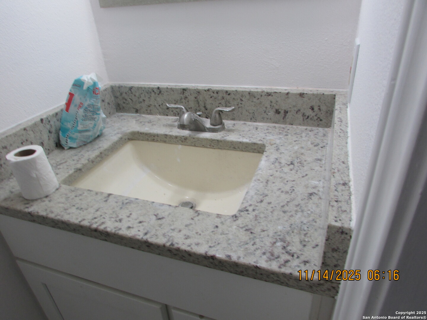 5243 Fountain Lake San Antonio TX 78244