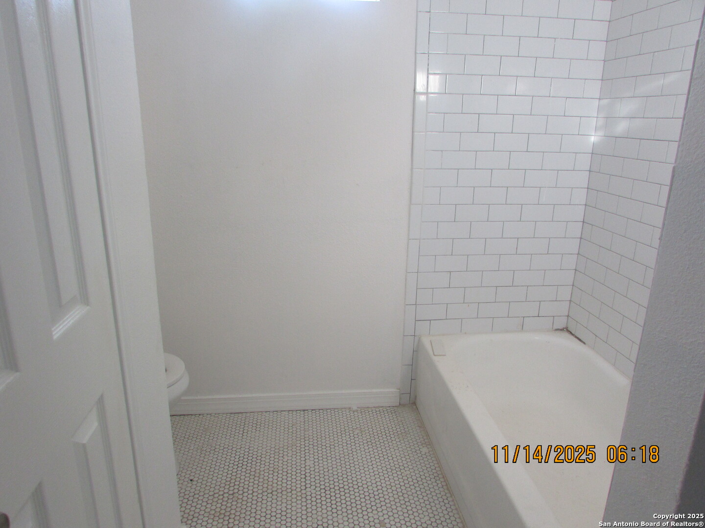 5243 Fountain Lake San Antonio TX 78244