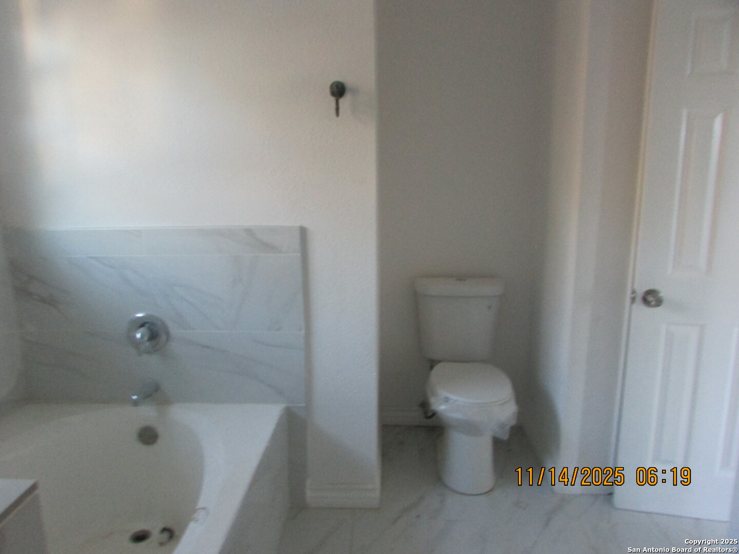 5243 Fountain Lake San Antonio TX 78244