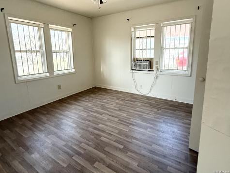 343 Ceralvo San Antonio TX 78207
