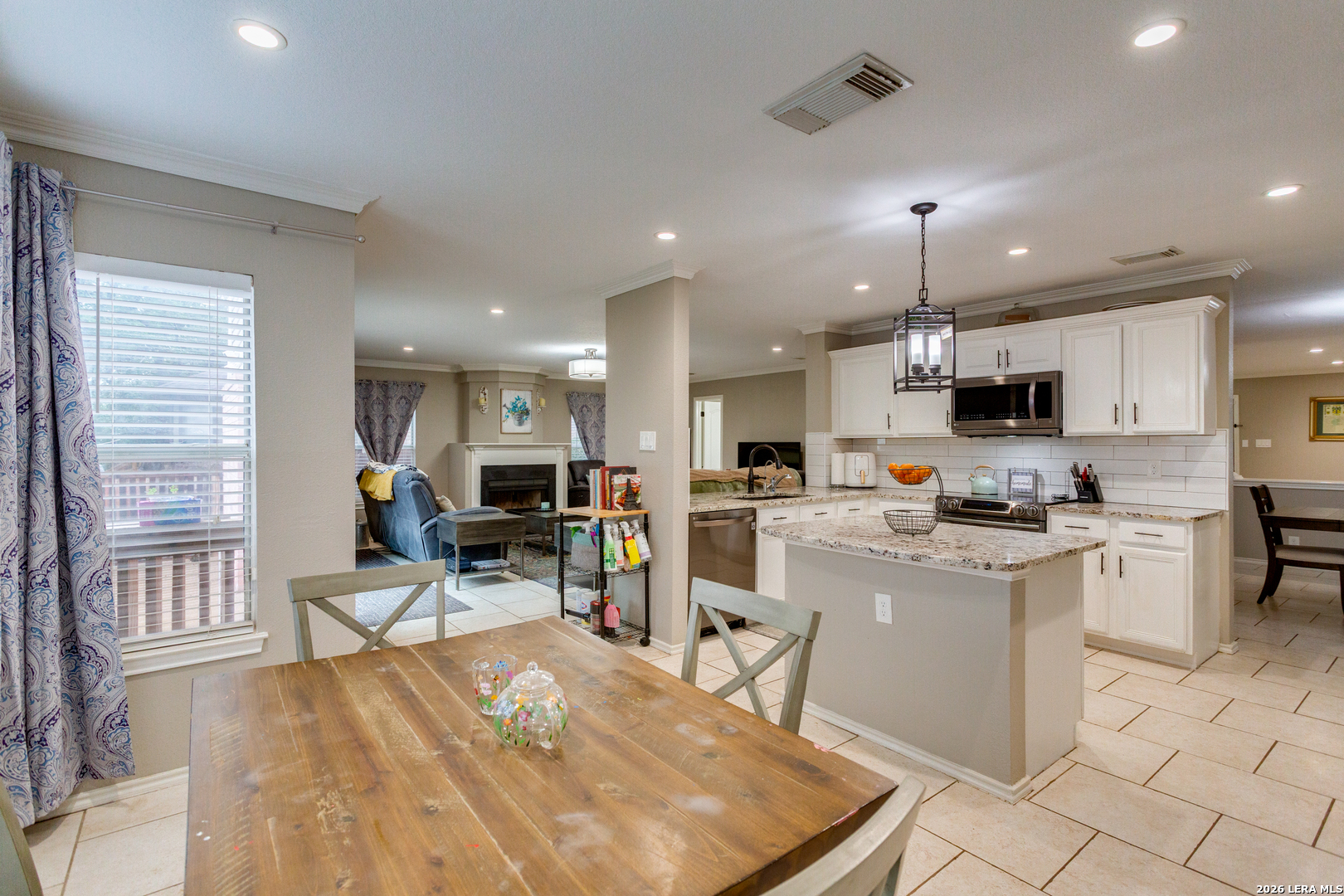 2422 Newoak Park San Antonio TX 78230