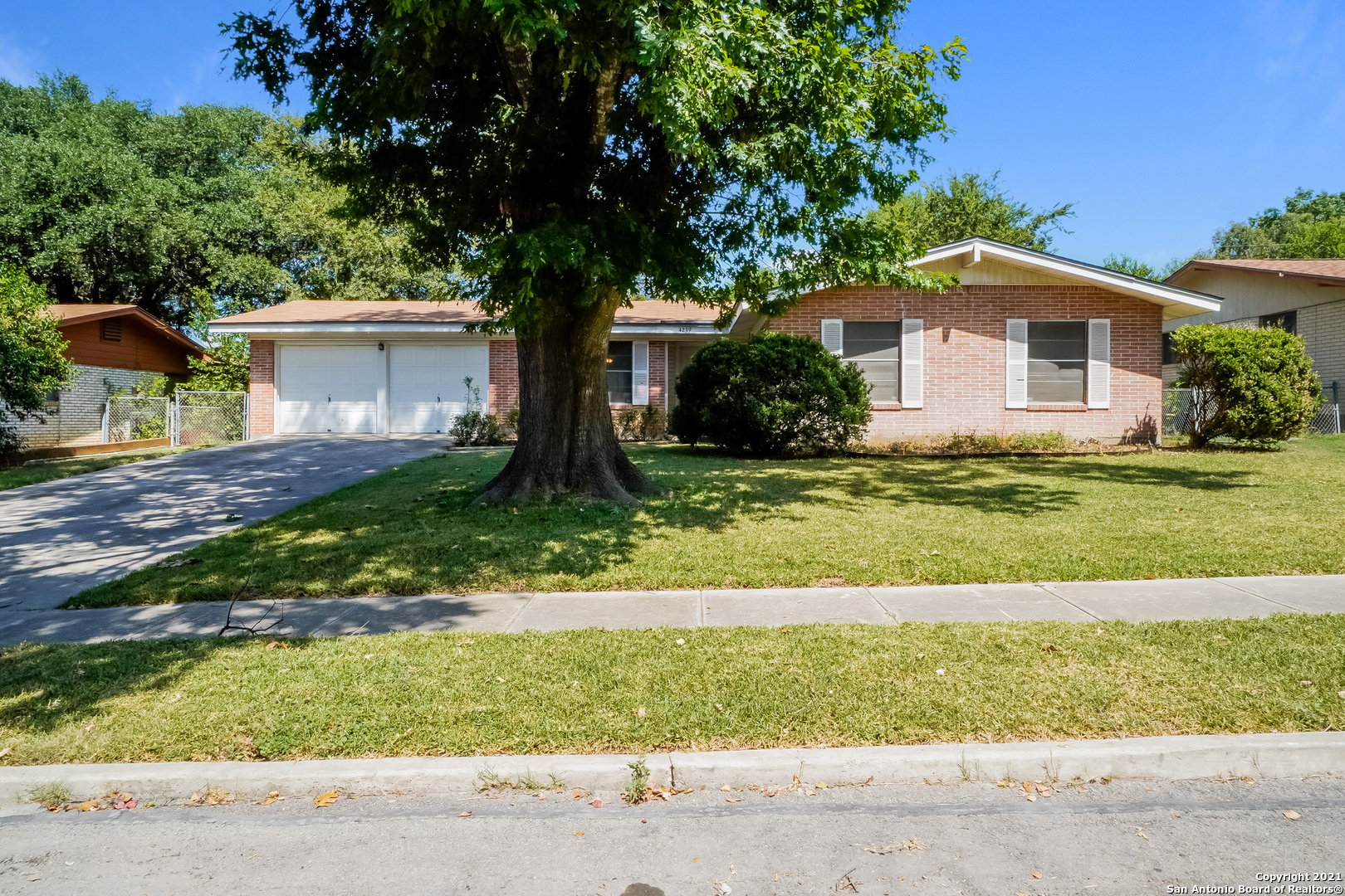 4239 Chestnuthill Drive San Antonio TX 78218