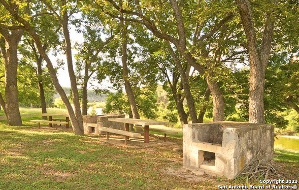 00 Comanche Trail Bandera TX 78003