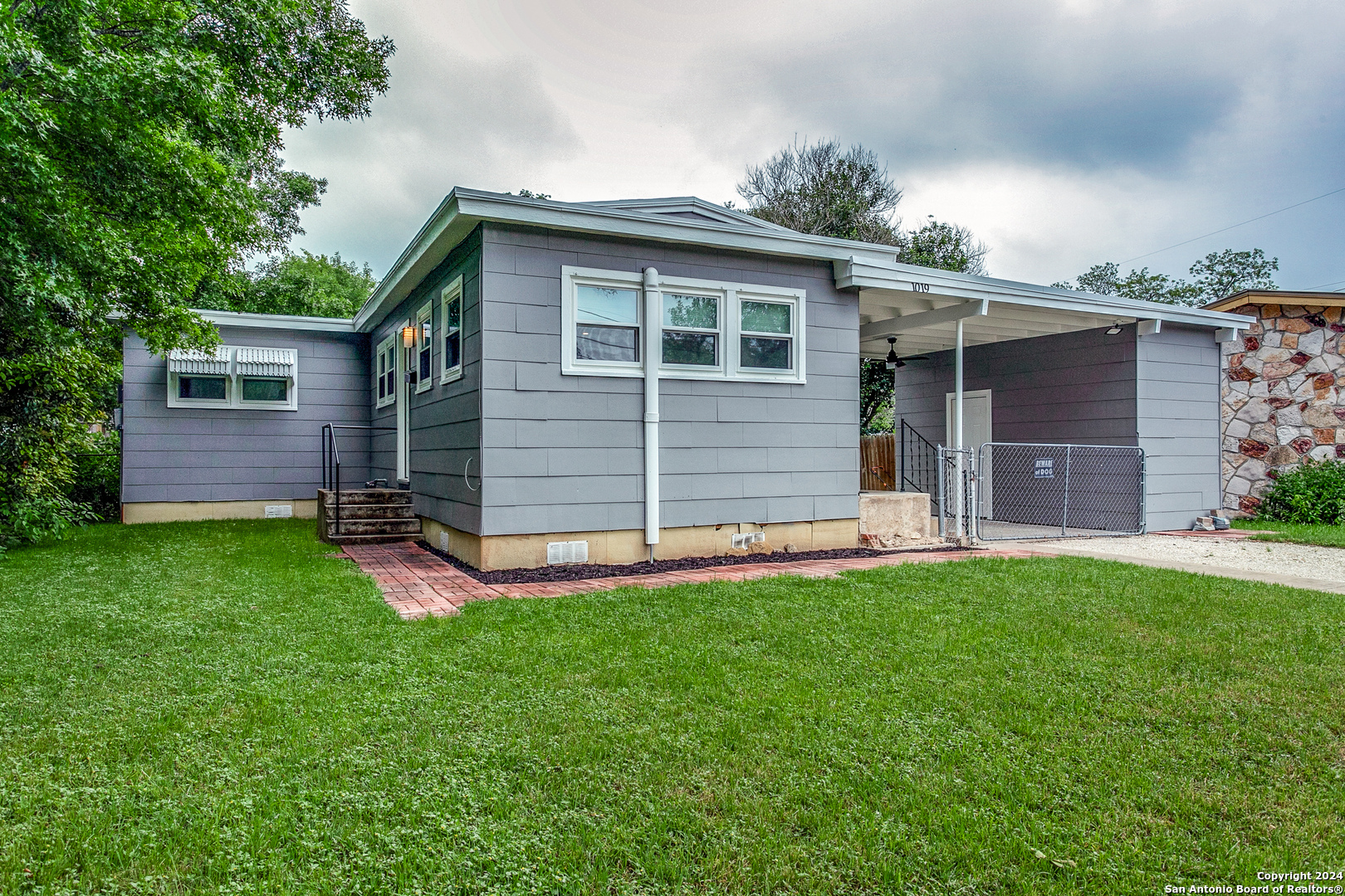 1019 Bartholomae Street Seguin TX 78155