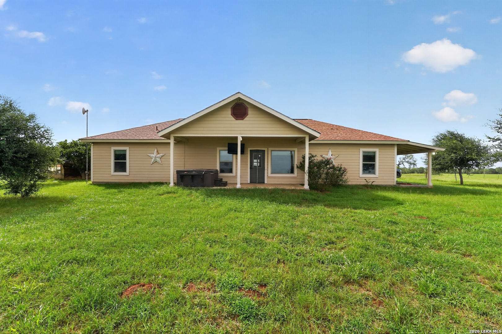 2217 County Road 412 Stockdale TX 78160