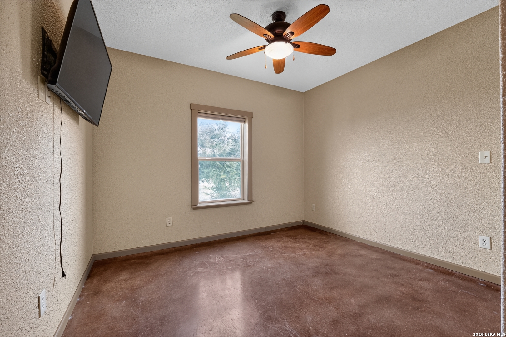 2217 County Road 412 Stockdale TX 78160