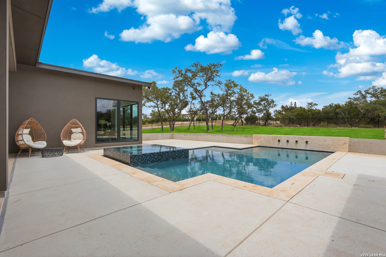 200 Easy Money Boerne TX 78006