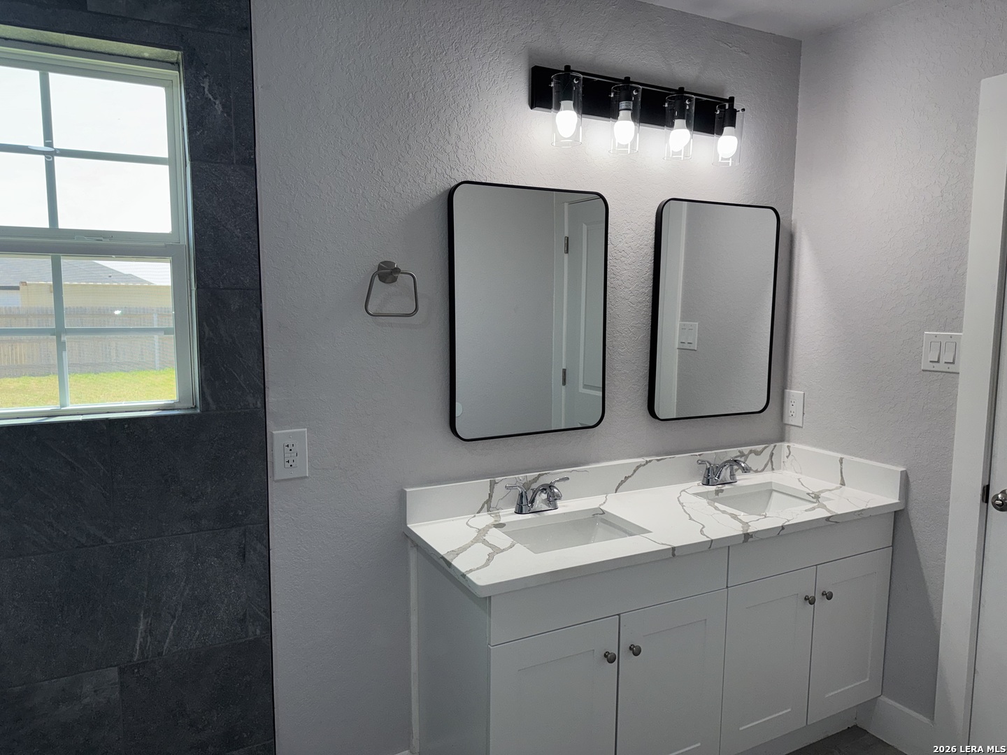 472 County Road 679 Natalia TX 78059