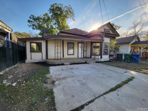 956 Lombrano Street San Antonio TX 78207