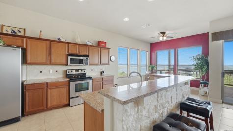 322 Kings Crown Canyon Lake TX 78133
