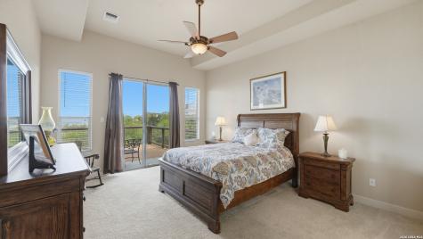 322 Kings Crown Canyon Lake TX 78133
