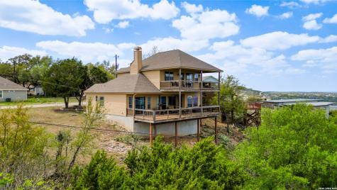 322 Kings Crown Canyon Lake TX 78133