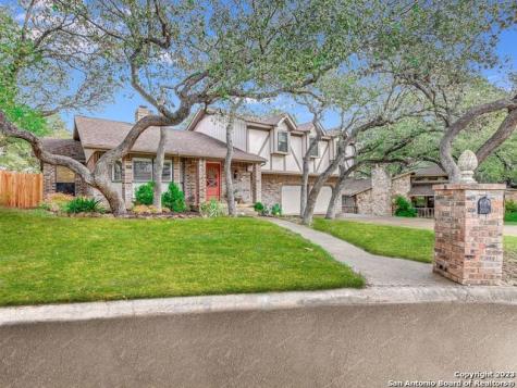 327 Whisper Wood Lane San Antonio TX 78216
