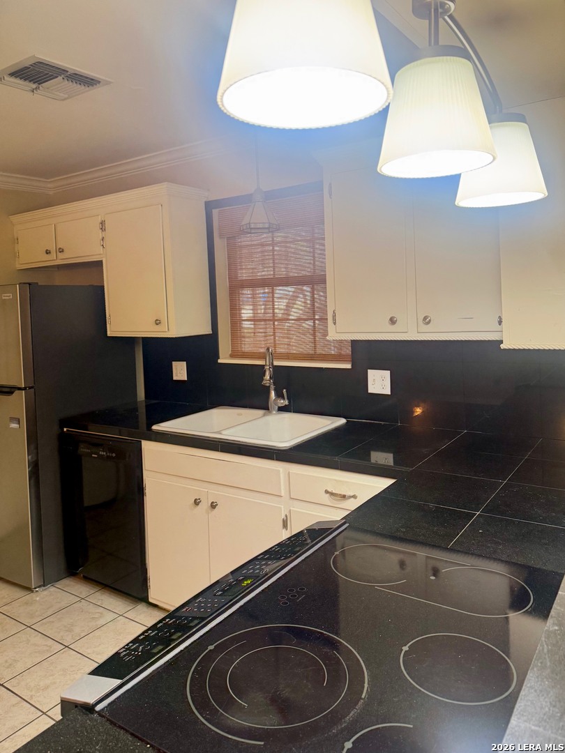 602 N 2nd Street Uvalde TX 78801