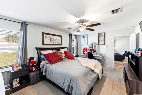 8919 Taylor Grove San Antonio TX 78254