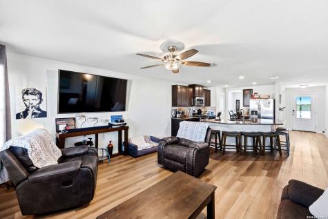 8919 Taylor Grove San Antonio TX 78254