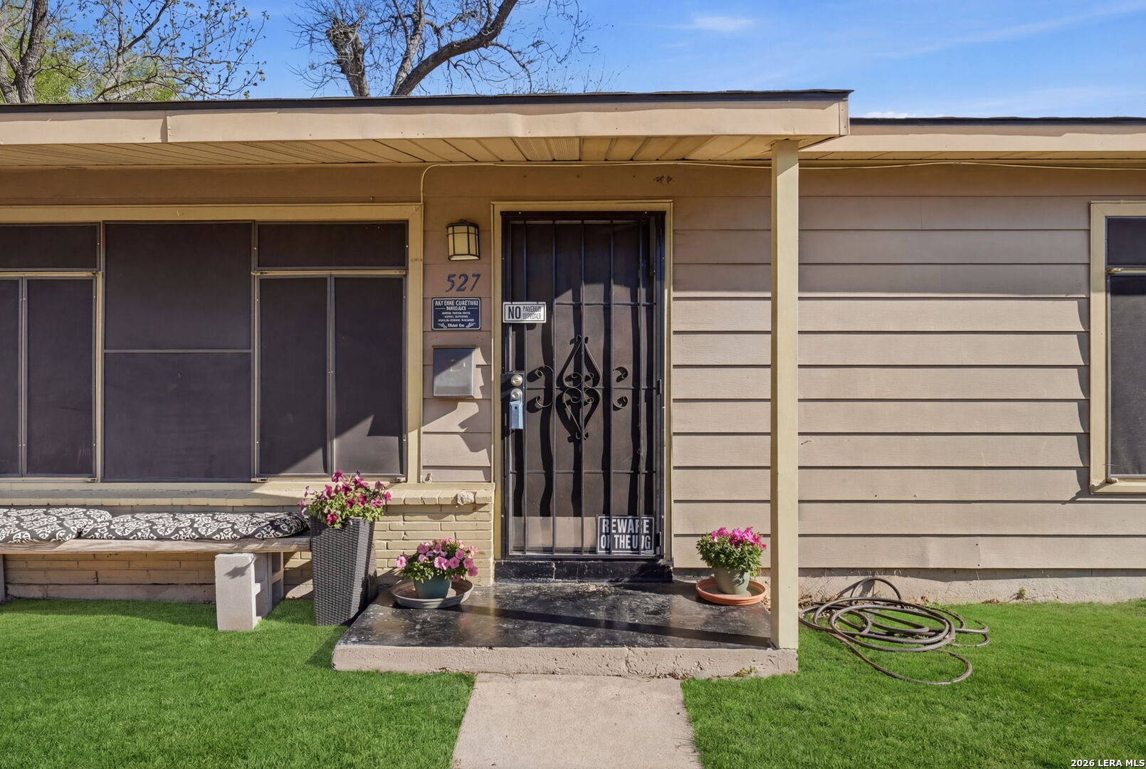 527 E Dickson San Antonio TX 78214