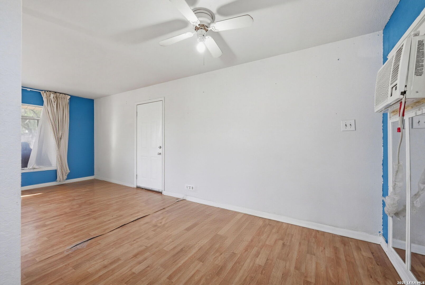 527 E Dickson San Antonio TX 78214