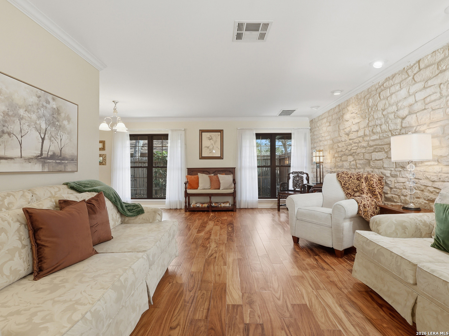 3727 Hundred Oaks Drive San Antonio TX 78217