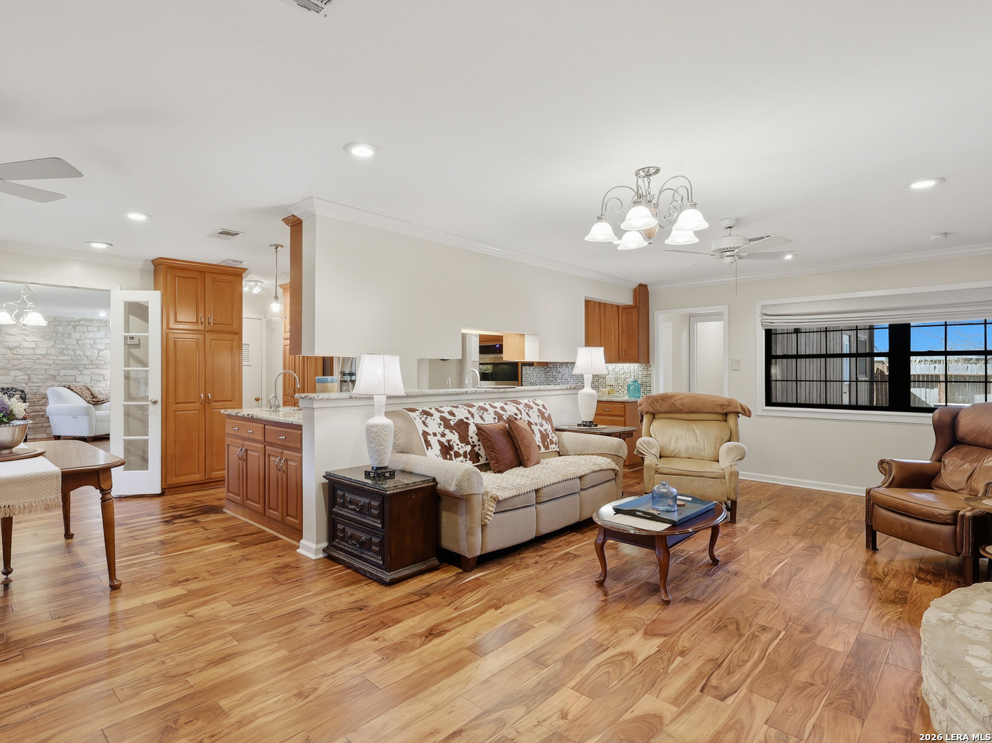 3727 Hundred Oaks Drive San Antonio TX 78217