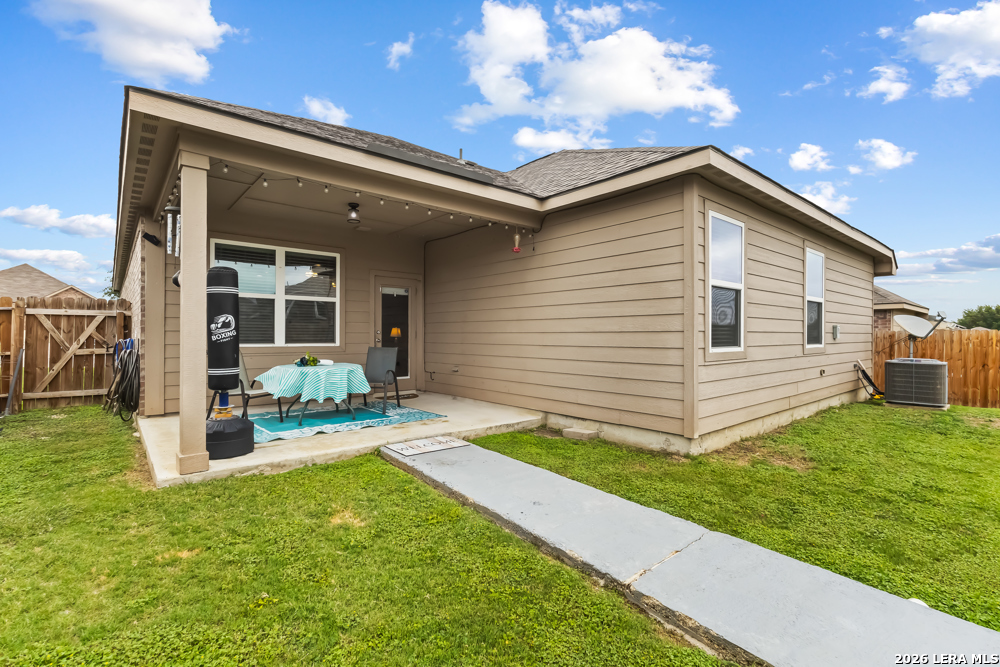 11918 Luckey River San Antonio TX 78252