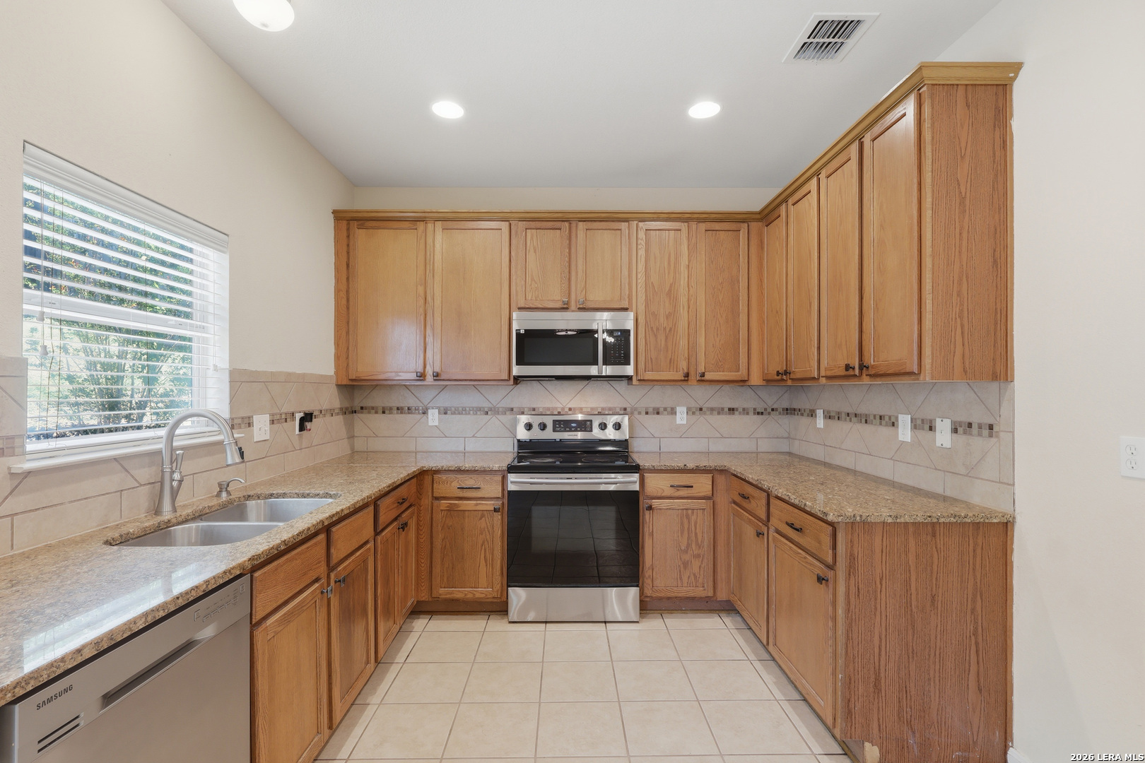 13106 Vegas View San Antonio TX 78233