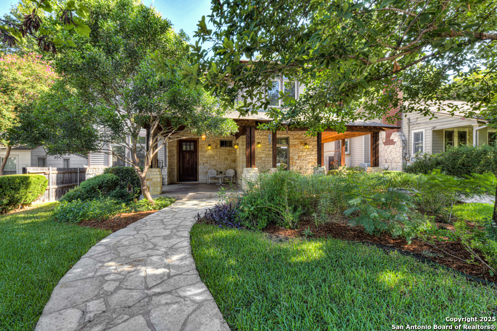 211 Inslee Avenue Alamo Heights TX 78209