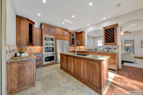 211 Inslee Avenue Alamo Heights TX 78209
