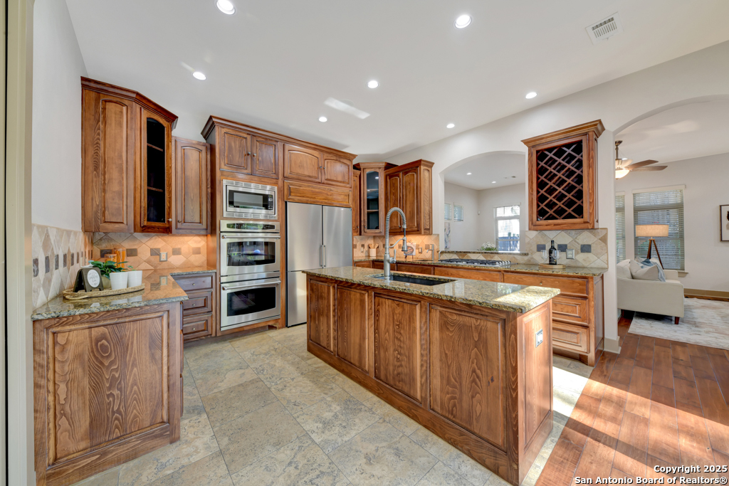 211 Inslee Avenue Alamo Heights TX 78209