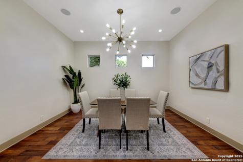 211 Inslee Avenue Alamo Heights TX 78209
