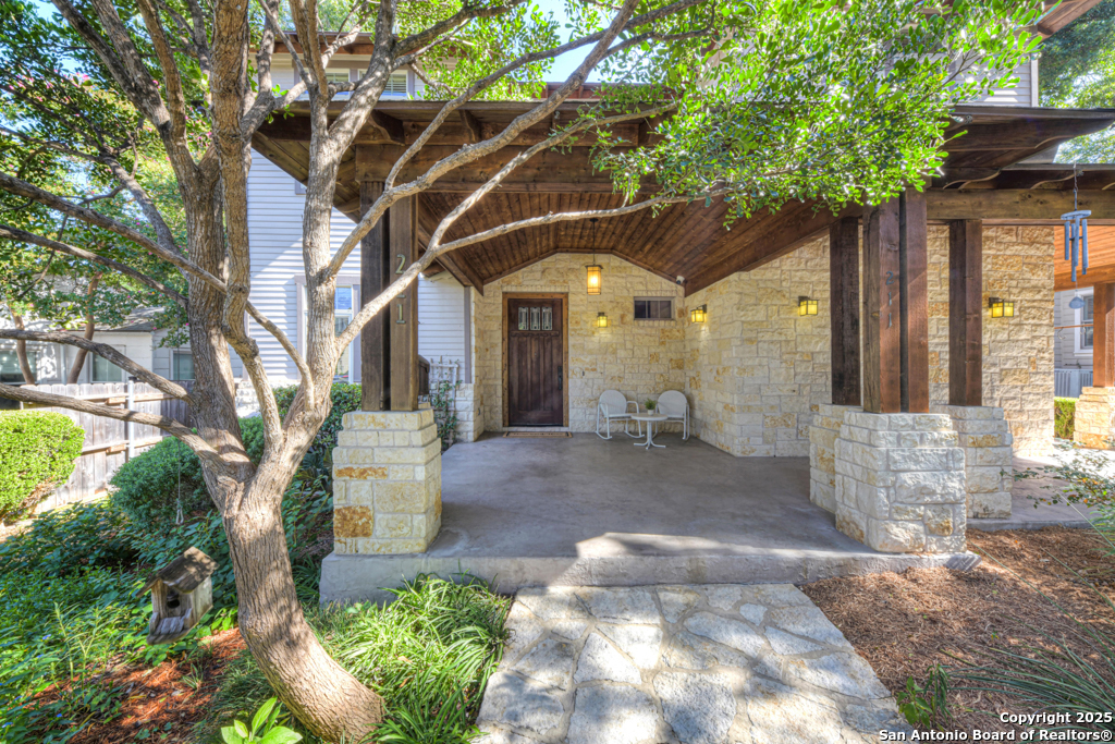 211 Inslee Avenue Alamo Heights TX 78209