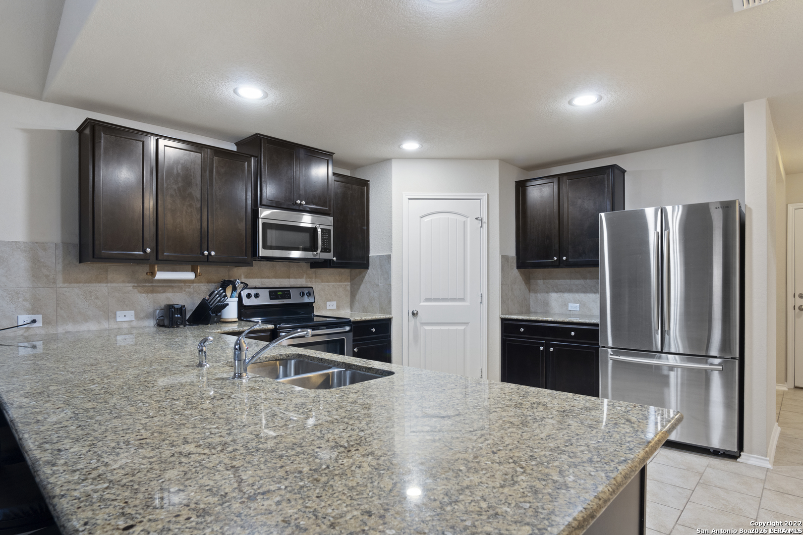 1735 Emerald Edge San Antonio TX 78245