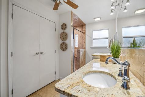 714 Oakwood Boulevard New Braunfels TX 78130