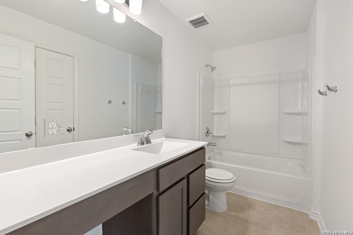 9406 Birch Bark Bend San Antonio TX 78221