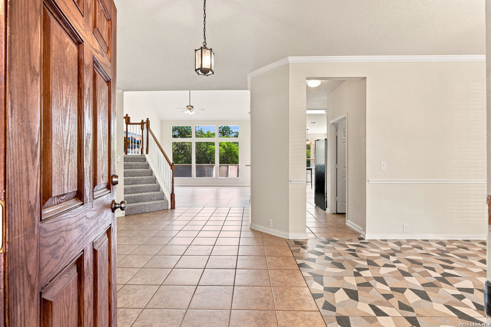 718 Desert Bluff San Antonio TX 78258