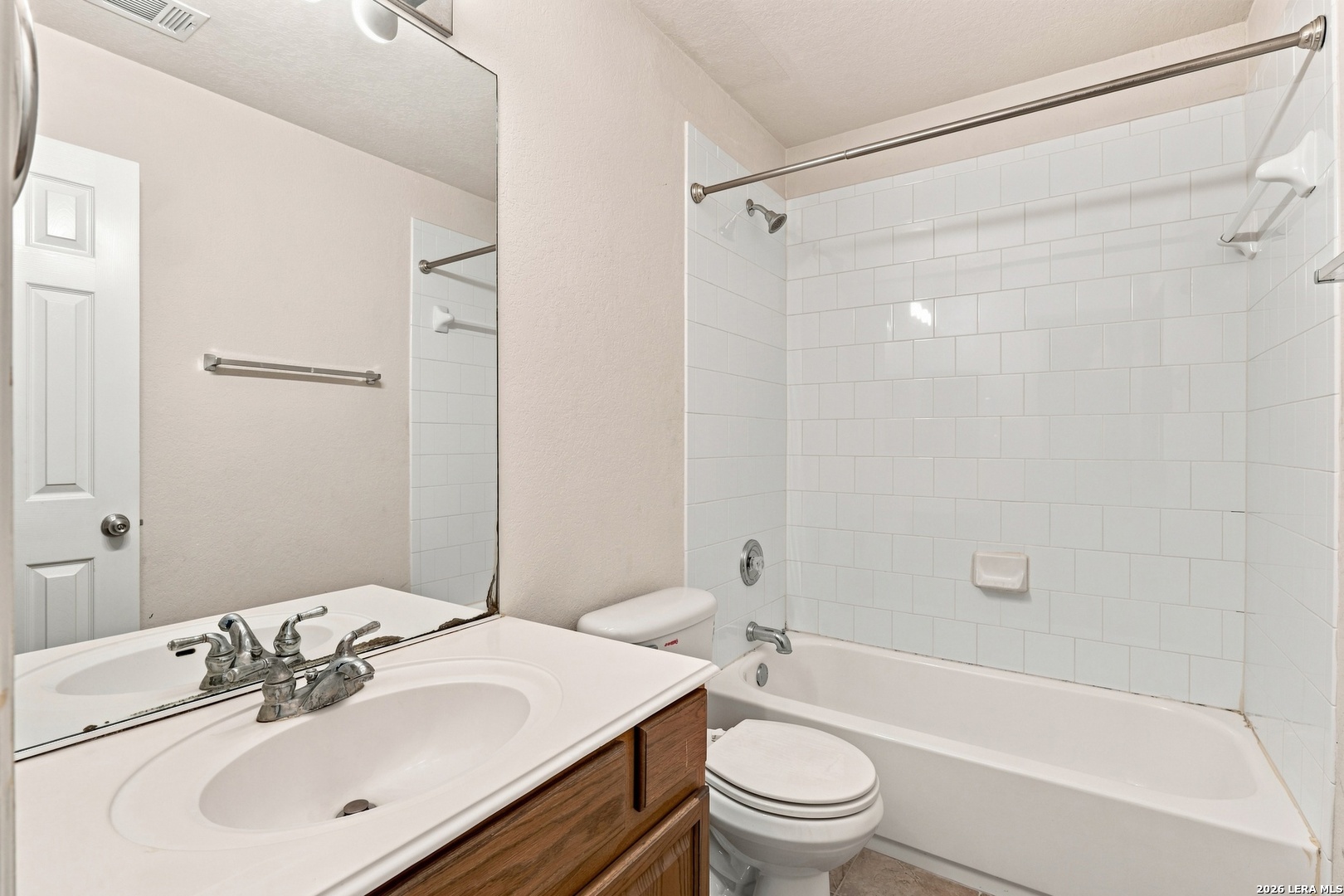 718 Desert Bluff San Antonio TX 78258